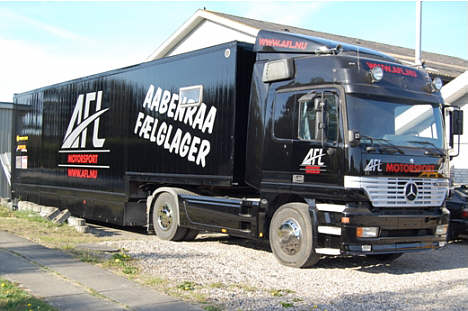 AFL Motorsports ny indkøbte racetransporter til sæson 2007.