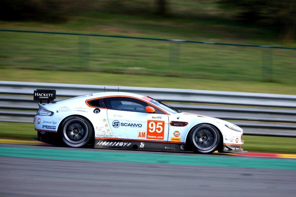 På vej imod en podie plads
(Foto: Aston Martin Racing)